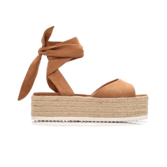 Weekend Platforms - Picture 4 of 6